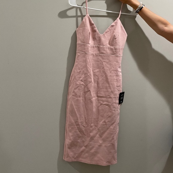 Lulus Dresses & Skirts - NWT Lulus Blush Pink Bodycon Dress